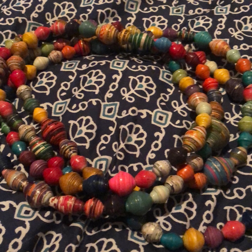 Paper Bead Necklace HOMEMADE - Picture 5 of 5